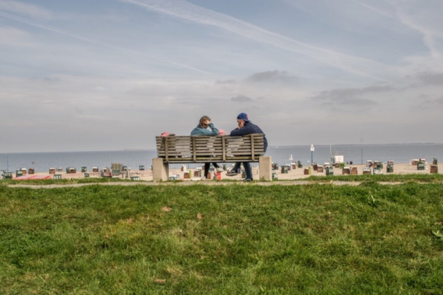 Strand und Deich Neuharlingersiel